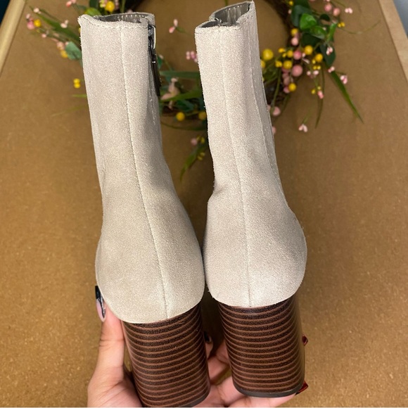 Blondo Indi Waterproof Bootie Suede Size 6.5 Pointy Toe - Picture 10 of 15